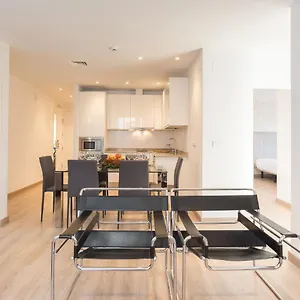 Urbe10 Premium Atarazanas 4 Bedrooms Apartment Malaga