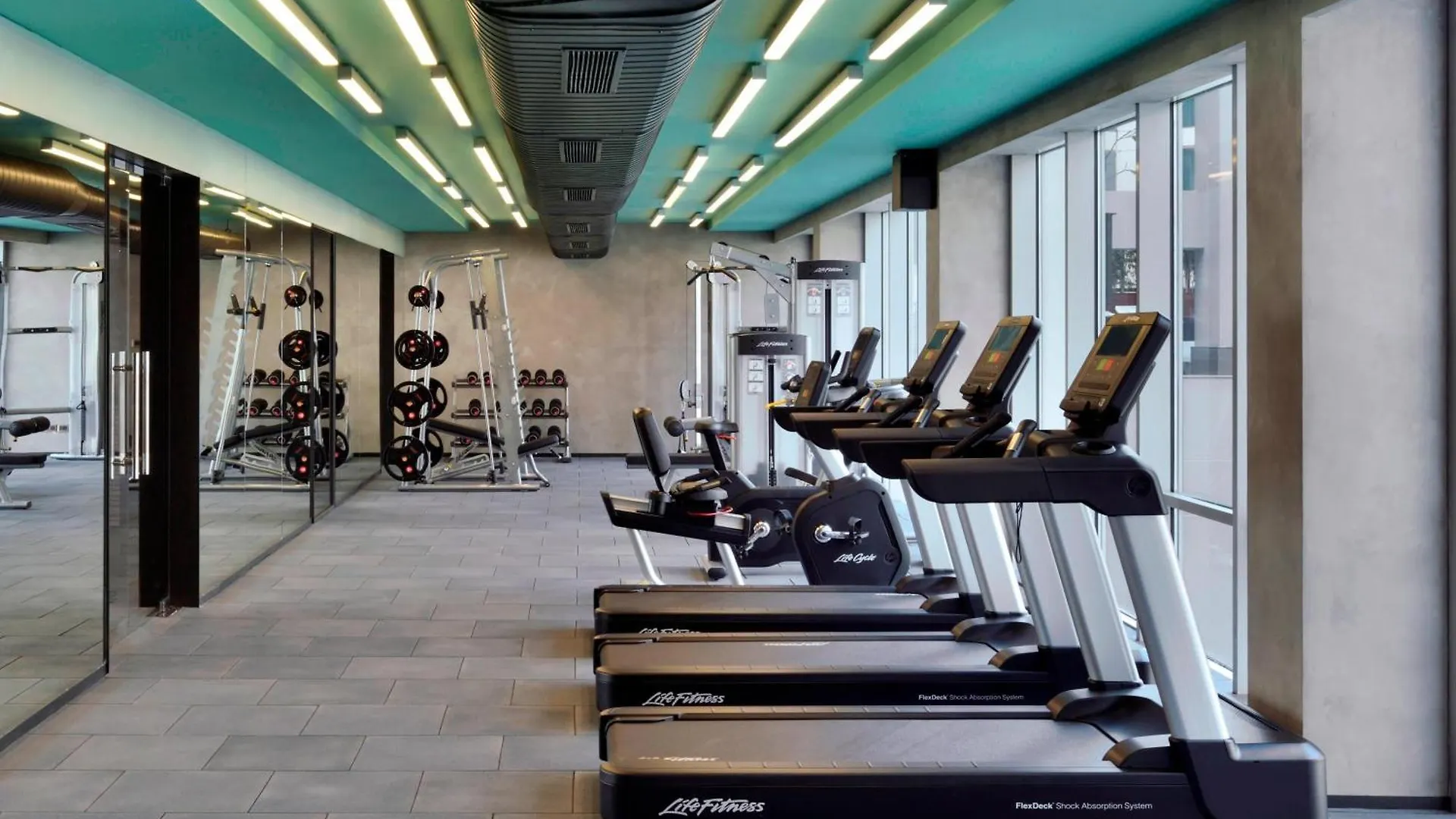 ***** Hotel Aloft New Delhi Aerocity India